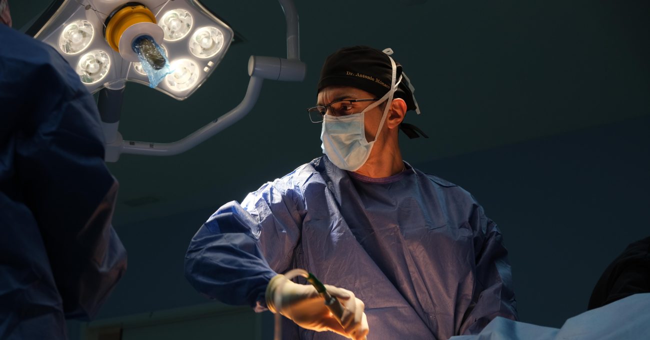 Los beneficios de la rinoplastia ultrasónica son notables y la convierten en una opción preferida para muchos pacientes. Estas son algunas de sus ventajas: